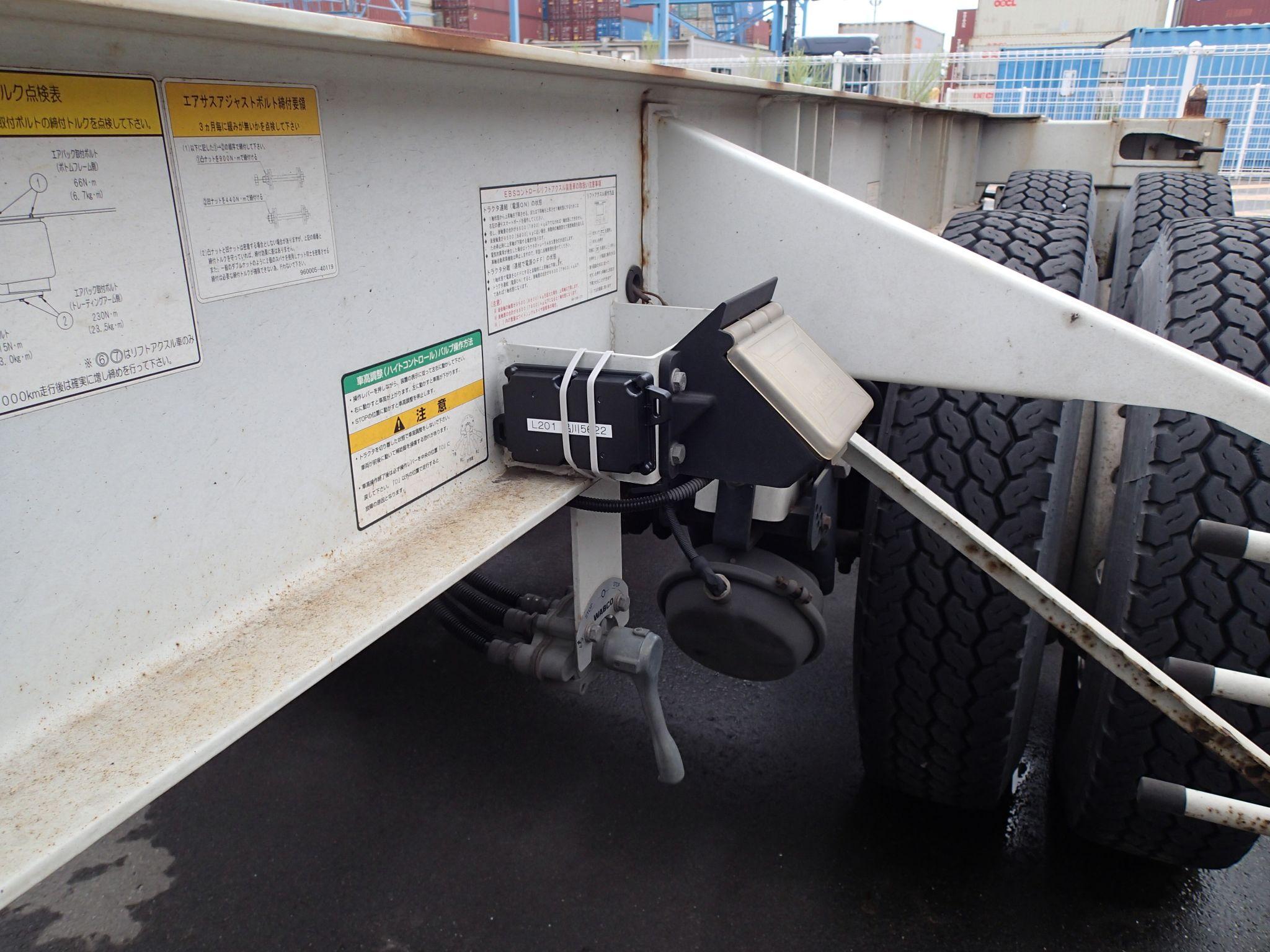 端末には長寿命バッテリーを内蔵