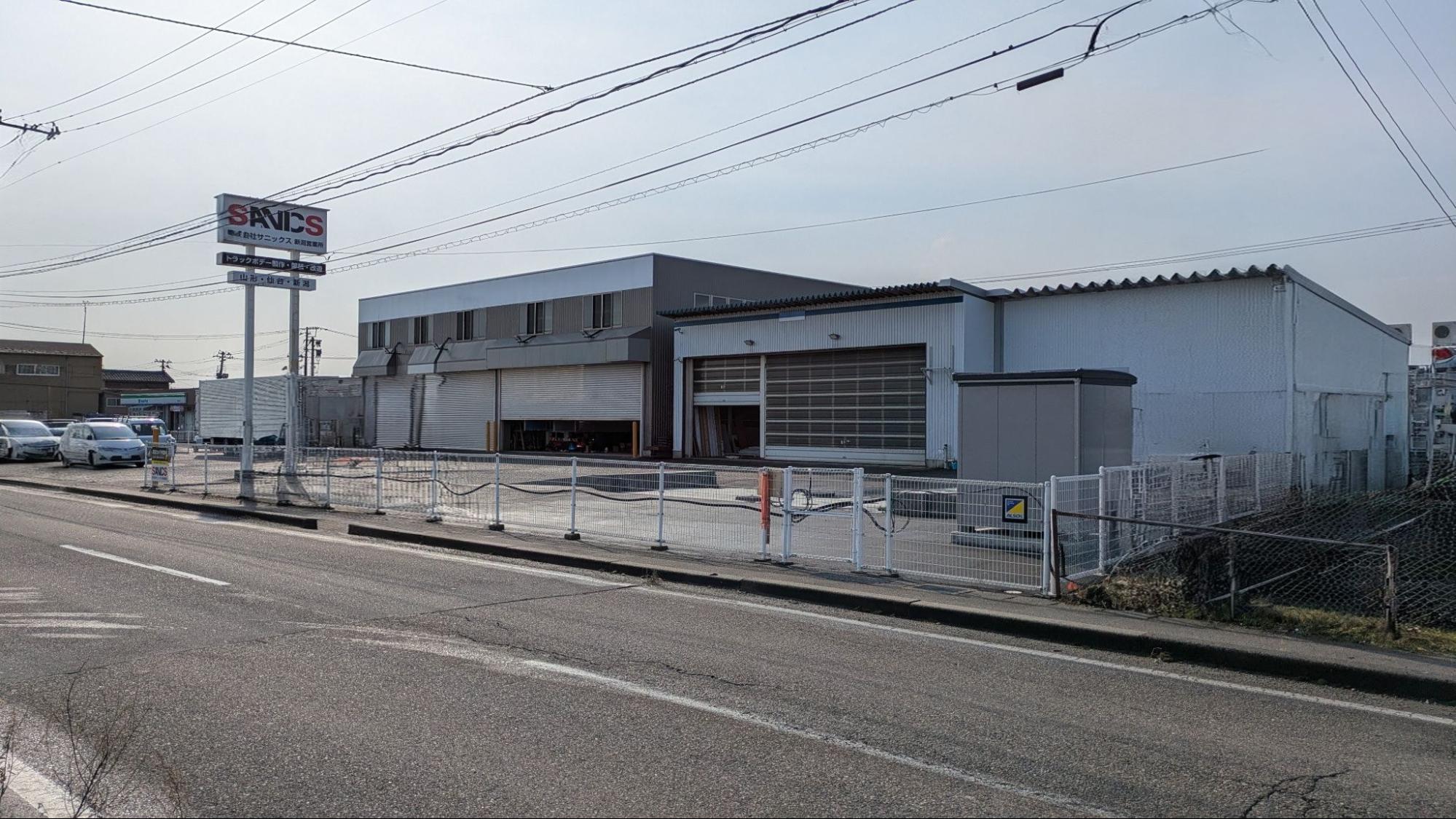 生産能力は月7、8台