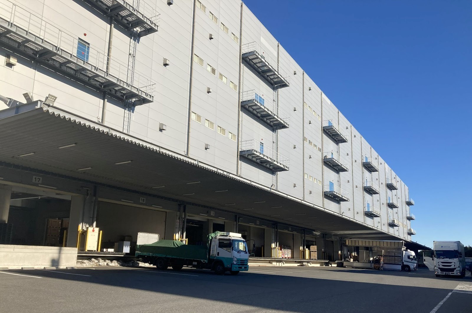 輸送力を維持するために物流効率化に注力（東京物流センター）