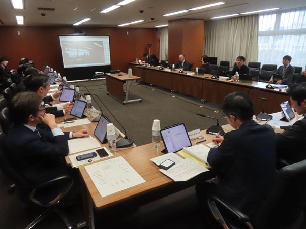 初会合で現状と課題について議論