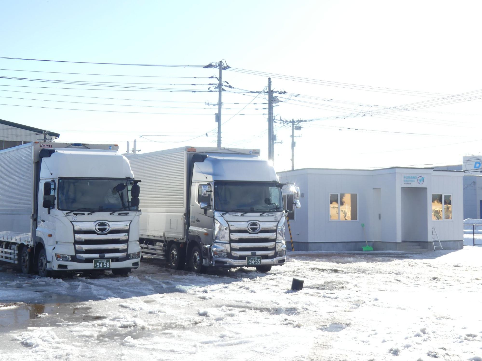 敷地にテント倉庫も建てる計画