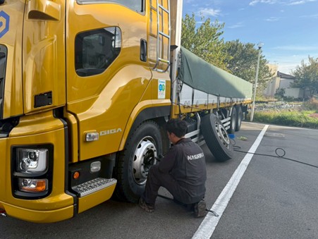 他社車両の整備や架装も手がける