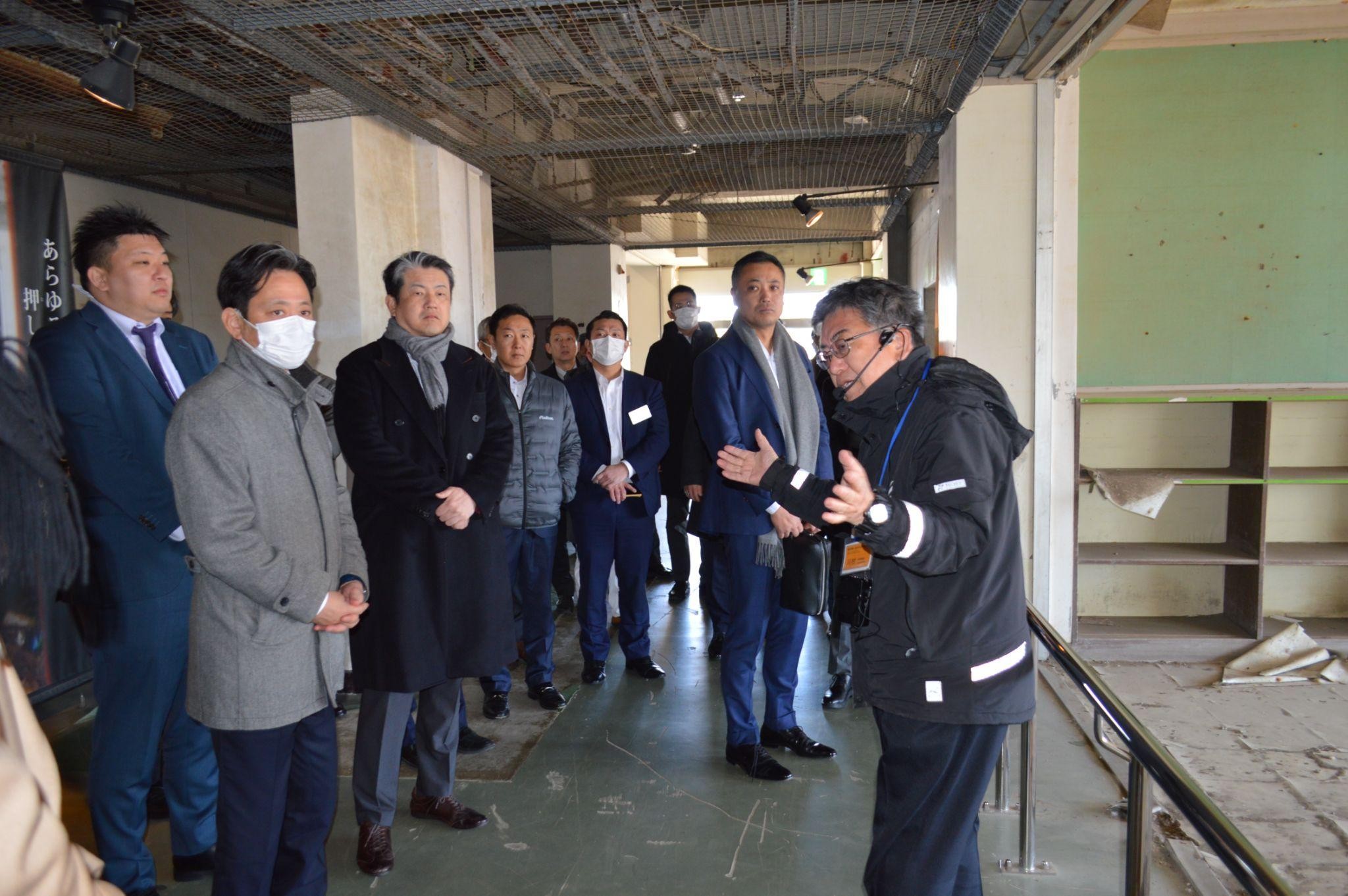 震災遺構を視察