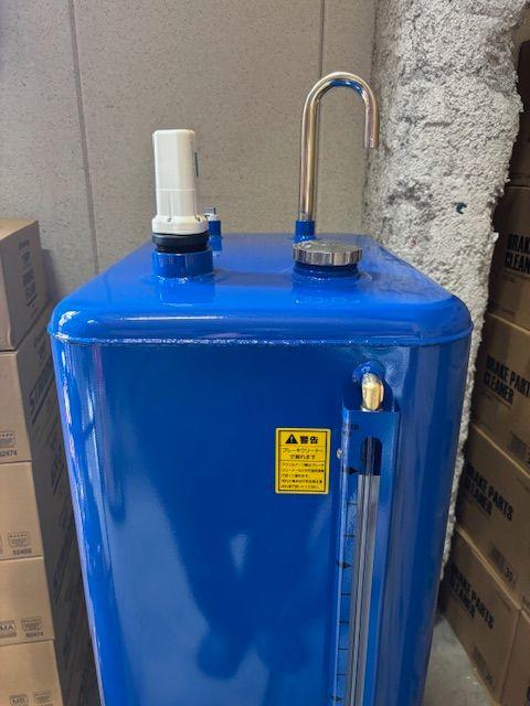 センサーがタンクのオイル残量を管理