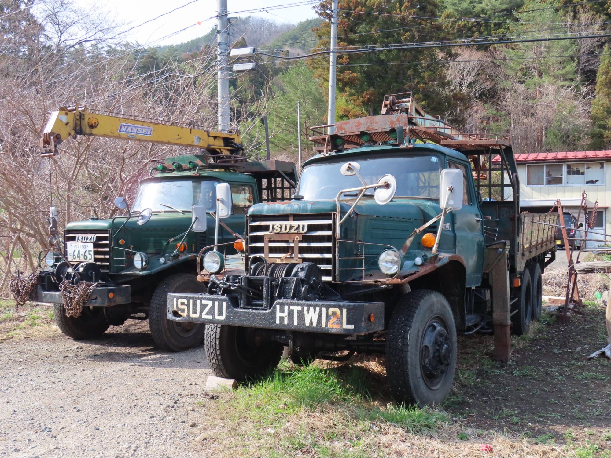 菱和林材工業のTW6輪駆動車