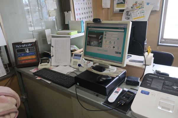 和ト協はトラック会館の受付にデモ機を置き、会員事業者へ紹介