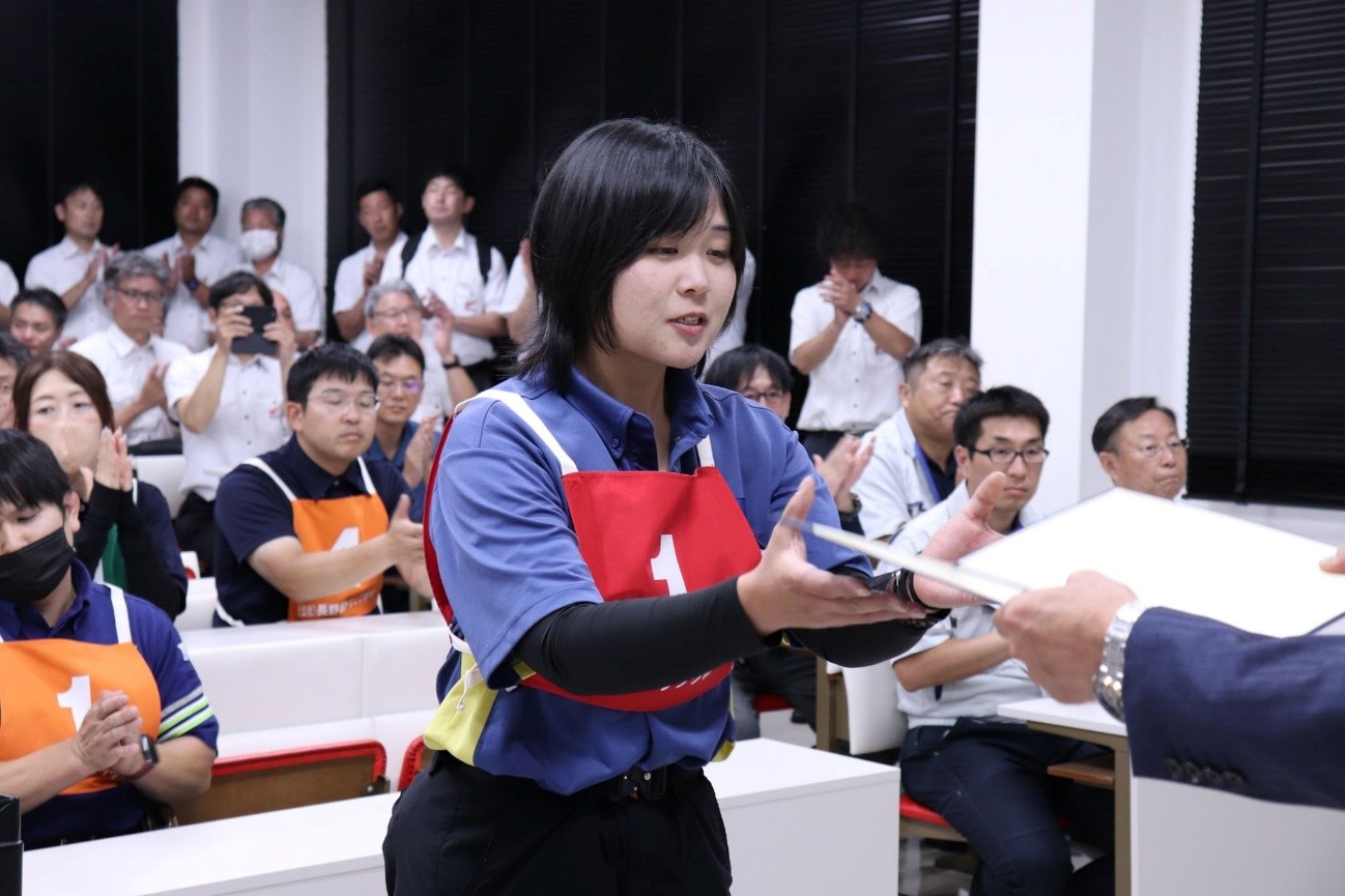 女性部門で優勝した佐藤選手<br>