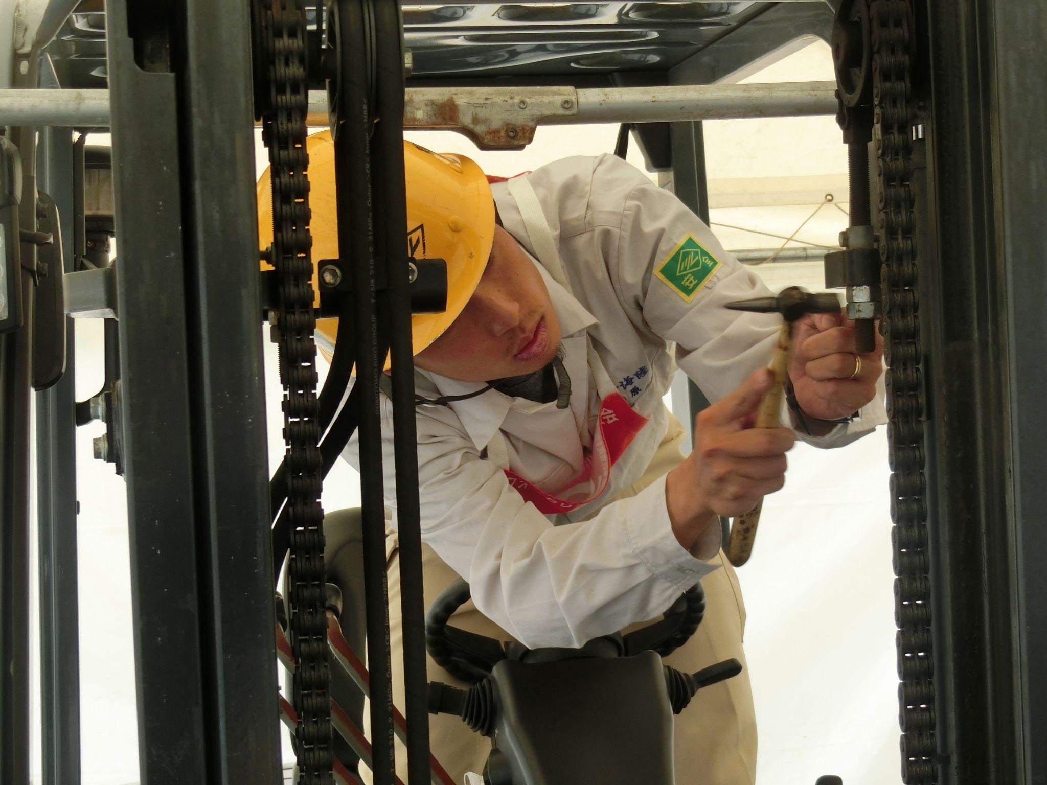 学科、作業開始前点検、運転の各種目で実施