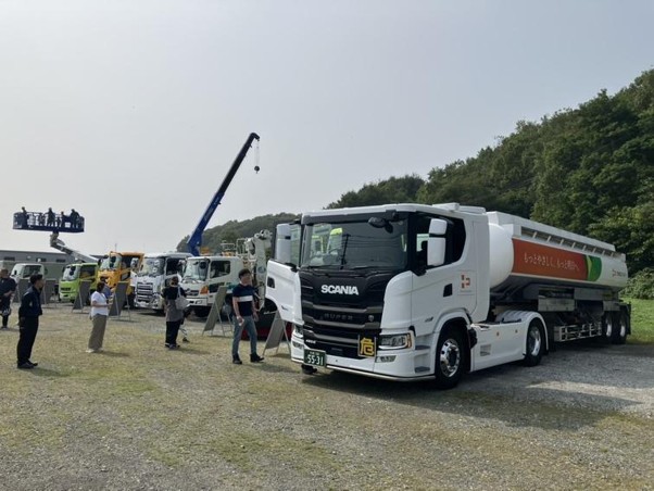 さまざまな「働く車」が登場