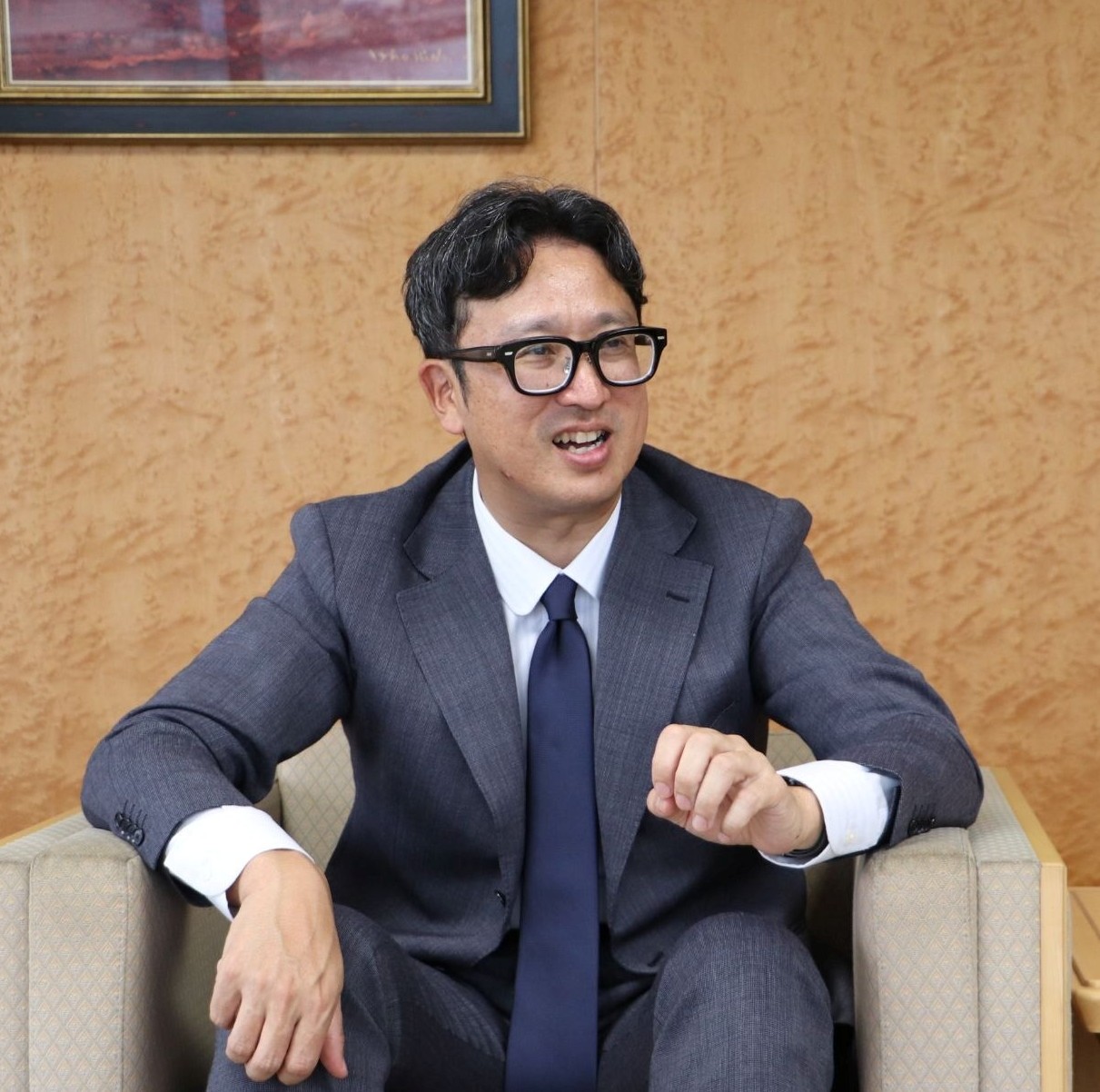 一宮運輸社長　一宮充氏